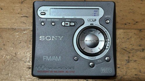 Sony g750 walkman - sony, md